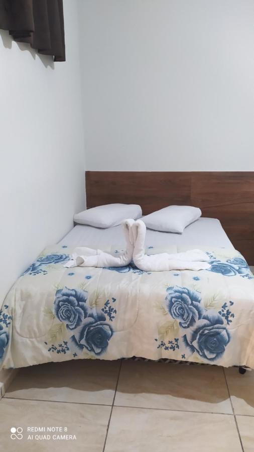 Pousada Quarto Com Tv,Ar,Frigobar,Wifi E Garagem Aparecida  Bagian luar foto