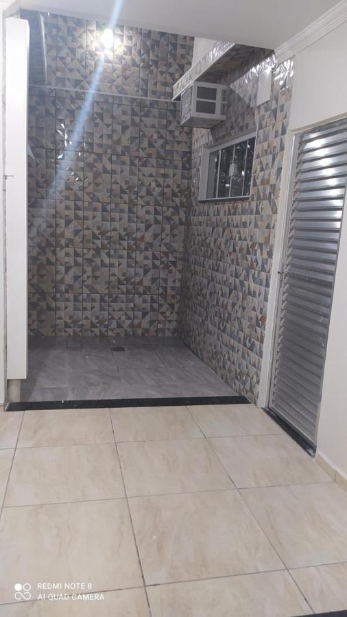 Pousada Quarto Com Tv,Ar,Frigobar,Wifi E Garagem Aparecida  Bagian luar foto